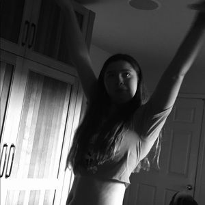 Meet your Posher, Elyse